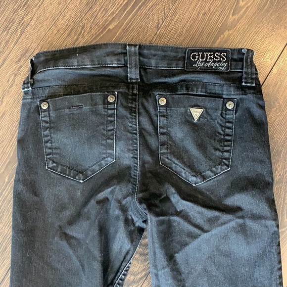 Guess jeans. - Picture 3 of 3